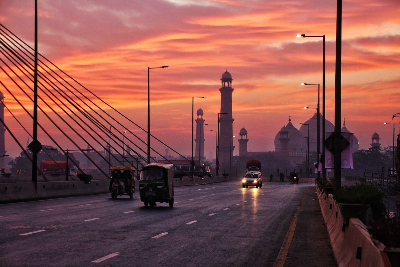 Lahore City Road View